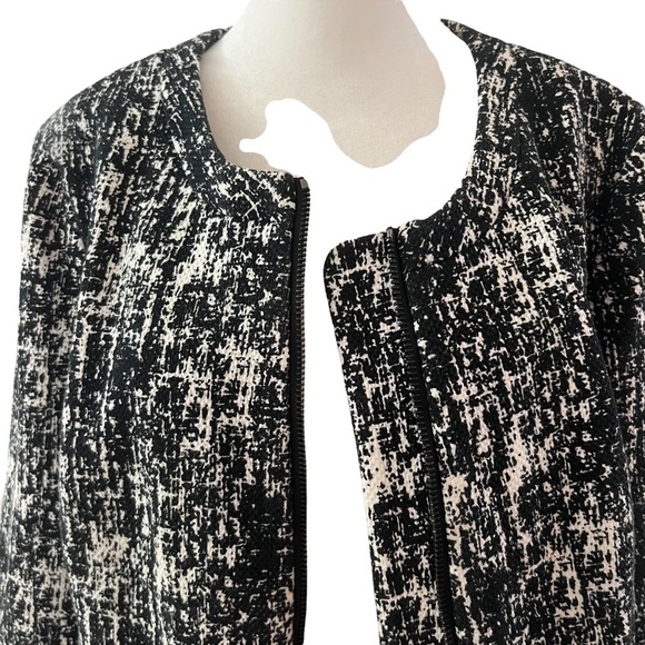 VINCE CAMUTO Black & White Tweed Zip Blazer - Picture 3 of 5